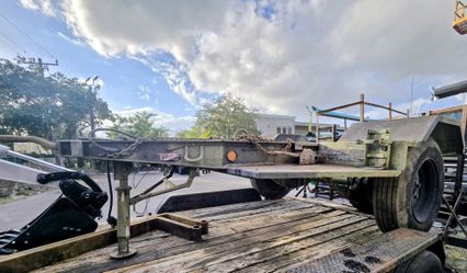 2011 M200A1
MILITARY GENERATOR TRAILER
PAYLOAD CAPACITY 5000 LBS
2.5 TONS
SINGLE AXLE
HEAVY DUTY STEEL FRAME
LEAF SPRING SUSPENSION 