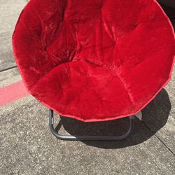 Red Folding Saucer Chair