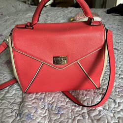 Kate Spade Pink And Cream Handbag  Cow Leather Perfect For Many Occasions. Medium Size Gold Latch. Adjustable/Detachable Strap  Measures 