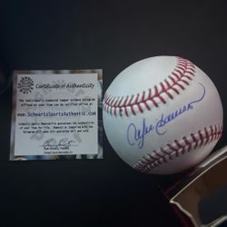 Signed Andre Dawson Baseball 