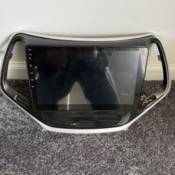 Brand New 10” Touch Screen With CarPlay 