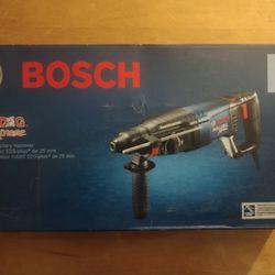 Bosch Bulldog Extreme Rotary Hammer Brand New Never Used 
