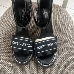 Louis Vuitton Woman’s Shoes 