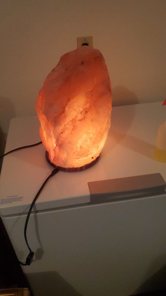 40lb Himalayan Salt Lamp 