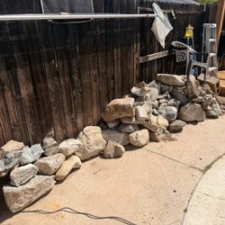 Free Pool Rocks