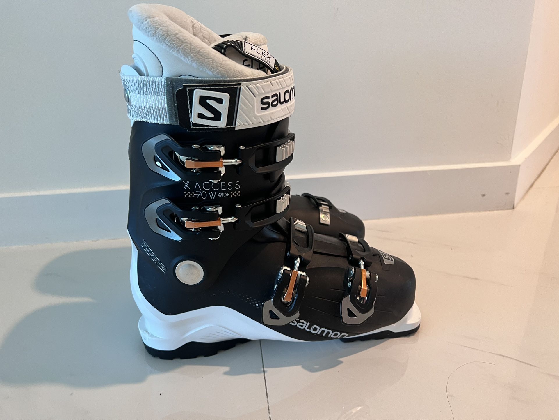 Ski Boots - Salomon