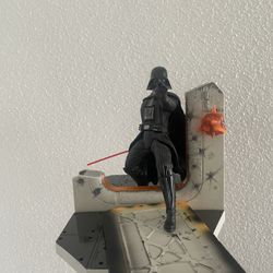 Darth Vader Statue-Figure Diorama (Lights Up)