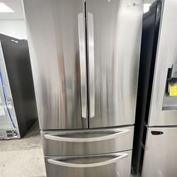 LG Counter Depth Refrige Model: LMWC23626S 
