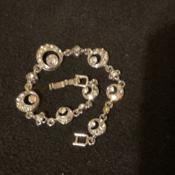 6.5” SilverTone Bracelet With Rainbow Crystals 