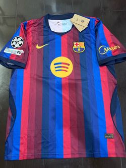 2027 Lamine Yamal Barcelona home soccer Jersey / brand new / size L