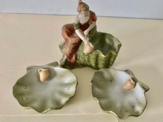 1950s Tobacciana 3 Piece Set Match Safe 2 Shell Ashtrays + Woman Pouring Water Figurine