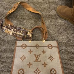 Purse 