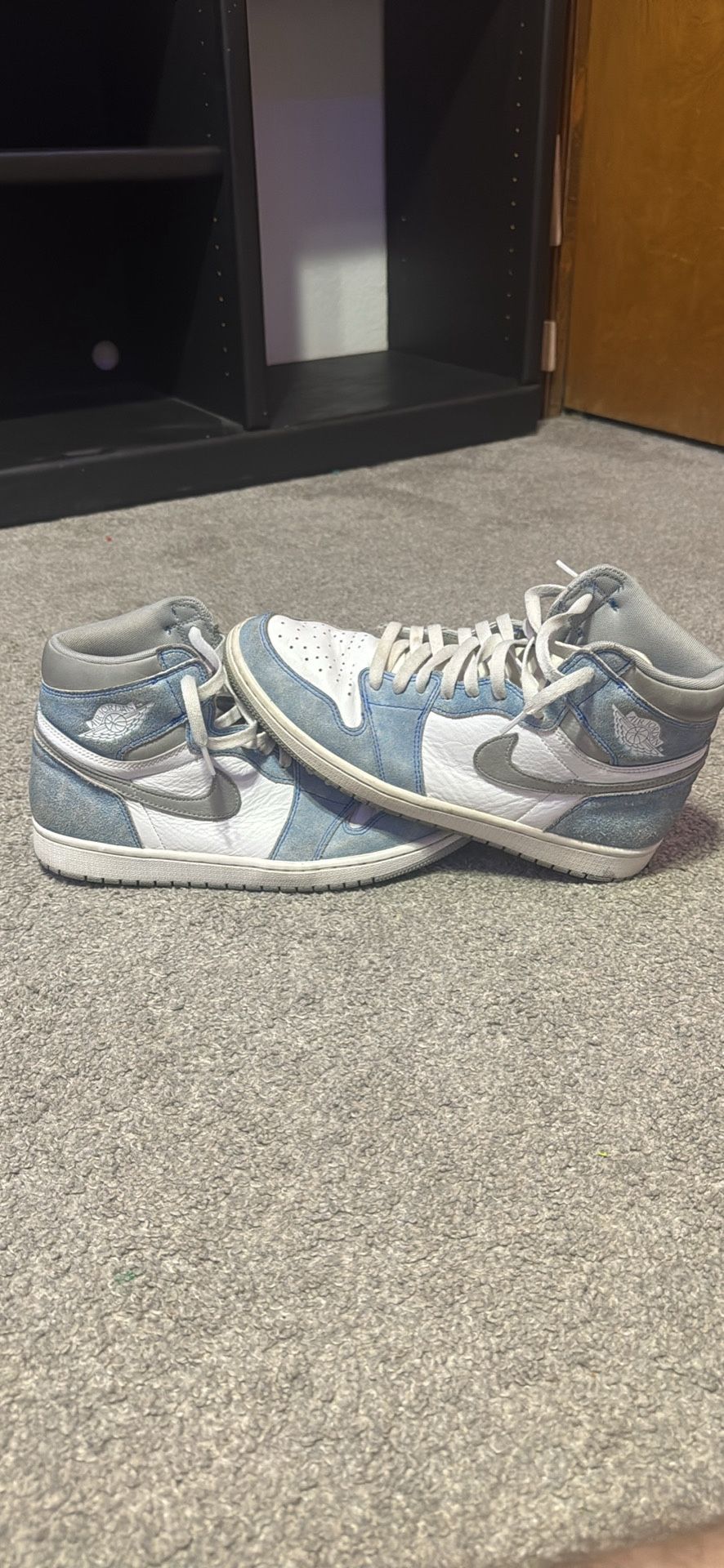 jordan 1 hyper royal