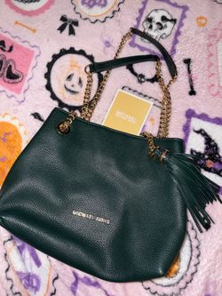 Michael Kors Jet Set Chain Medium Messenger Bag in Racing Green.