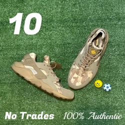 Size 10 Nike Air Huarache “Desert Camo” 🦂 