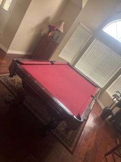 Pool Table  with all accessories