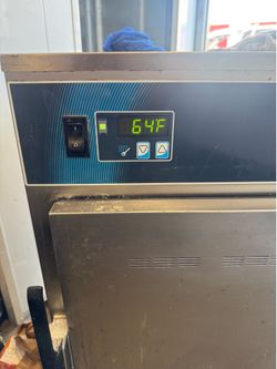 Alto Shaam 6  Pan Low Temperature Mobile Holding Cabinet