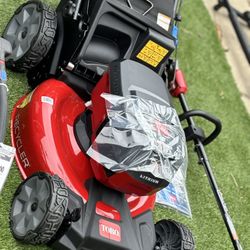 Toro 60 V Mower Blower Weedeater Ryobi 18 V And 40 V Head, Trimmers And Weed Eaters Chainsaw Blower battery, and charger head trimmer attachment