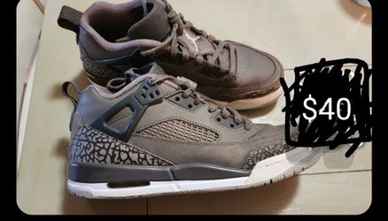 Jordan spizike size 6.5y