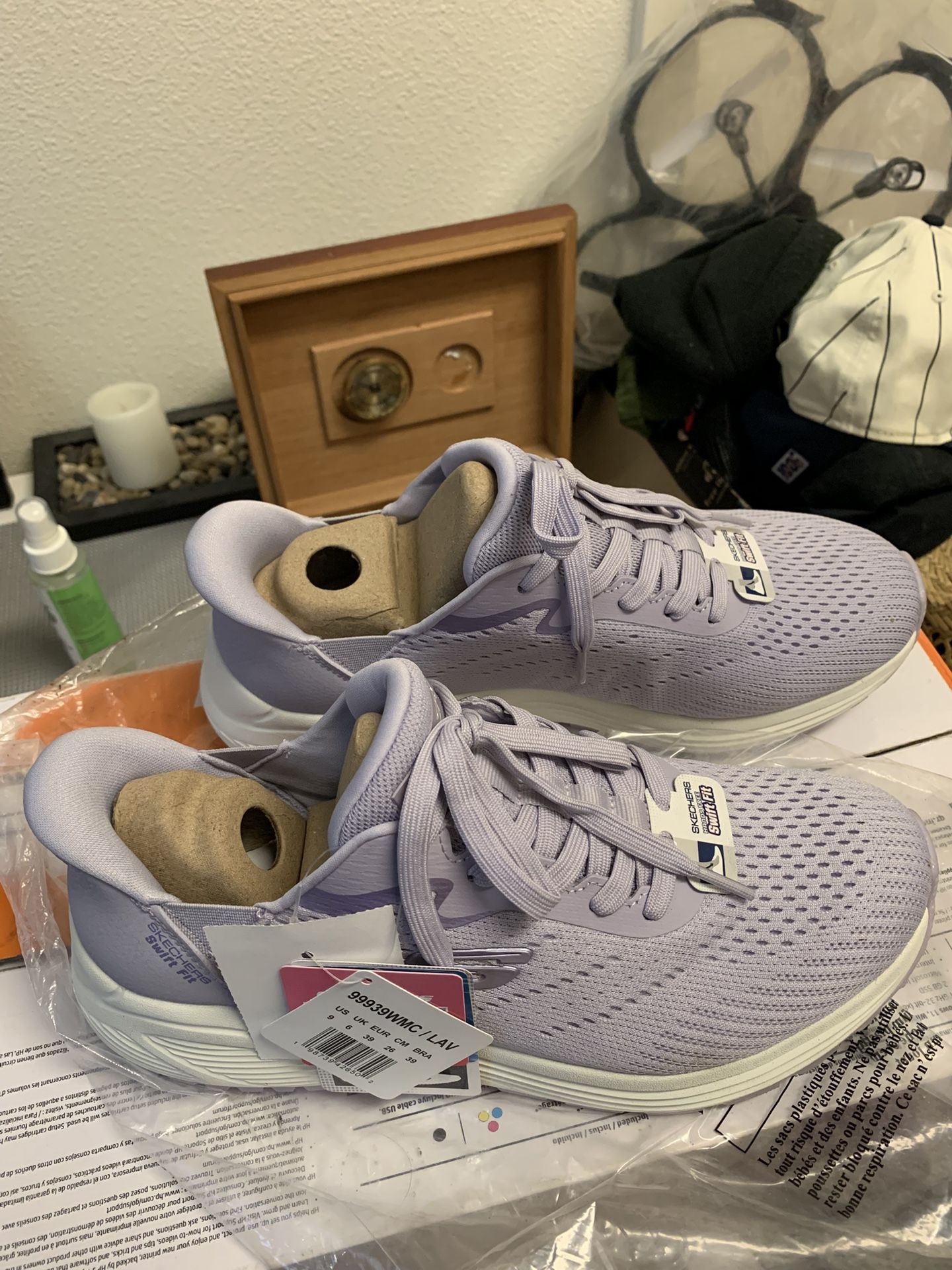 New, Skeechers Swift Fit Ladies Size 9 Med, Lavender in color.