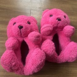 ✨ Cozy Pink Teddy Bear Slippers – Comfort Meets Cuteness! ✨