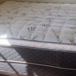 FULL PILLOW TOP MATTRESS WITH BOX SPRING ‼️