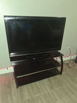 Selling tv and table