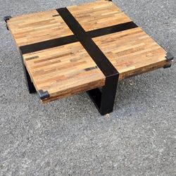 Wooden Coffee Table 