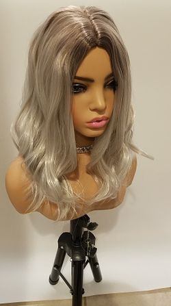 Long Gray Wavy Wig