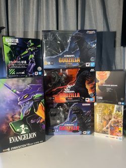 Godzilla, Evangelion & Dragon ball figures, S.H Monsterarts & Figurearts