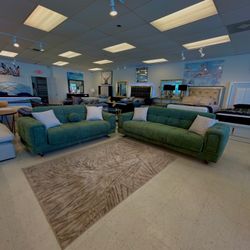 NEW MODERN SOFA & LOVESEAT