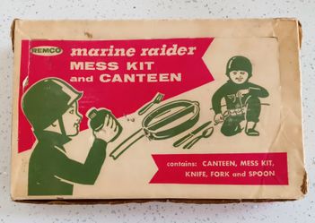 Vintage 1960's REMCO Toy Marine Raider Mess Kit, Canteen & Utensils 