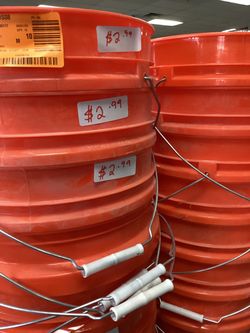 5 Gallon Orange Plastic Bucket with Handle