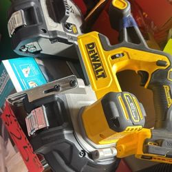 DEWALT 20V MAX XR BUSHLESS VARIABLE SPEED BAND SAW TOOL ONLY NEW 