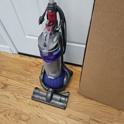 New Cond SHARK NAVIGATOR VACUUM WORKS EXCELLENT   AMAZING. Power SUCTION  , ATTACHMENT  ,IN THE BOX 