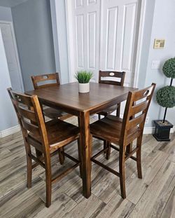 Beautiful counter height kitchen table