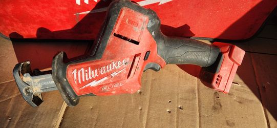 Milwaukee 18v Hacksaw
