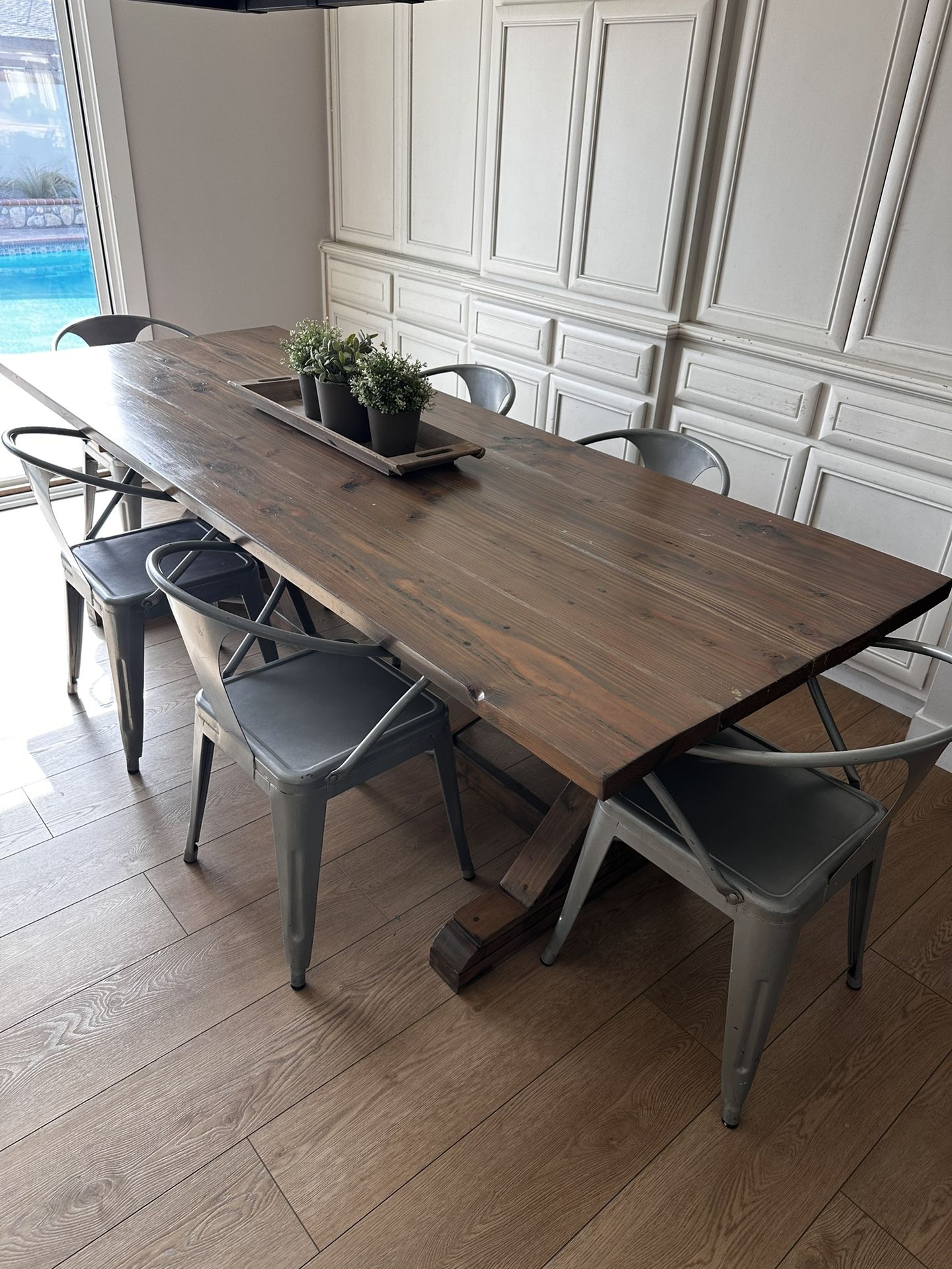 Dining Tables And 6 Metal Chairs