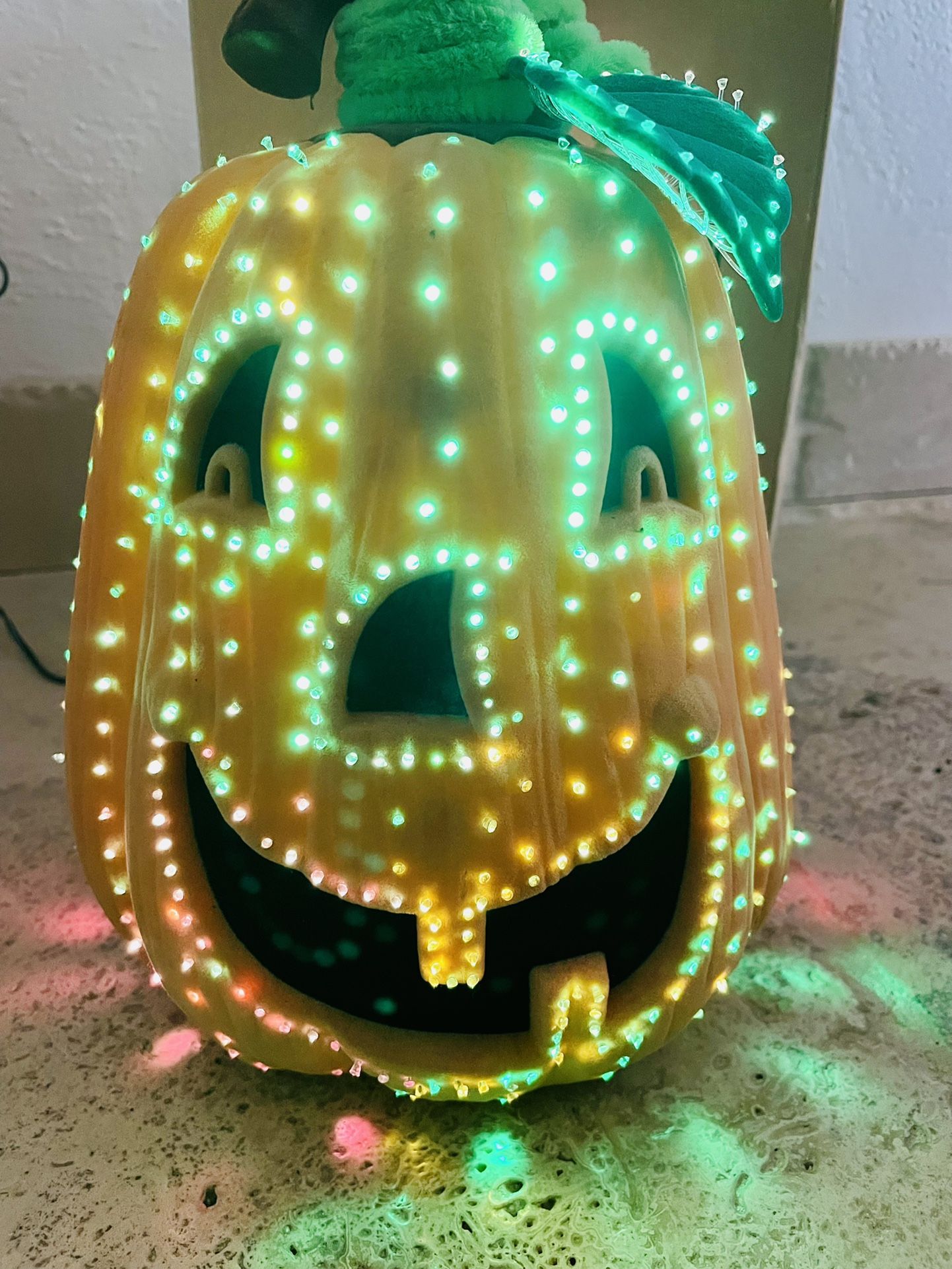 AVON Halloween Fiber Optic Glowing Pumpkin