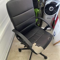 Free Chair 