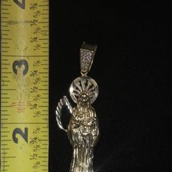 10k Gold Pendant 