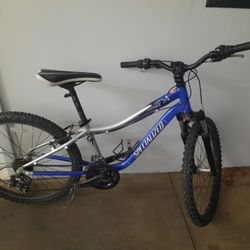 Specialized hotrock 24