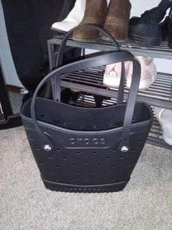 Croc bag black medium size