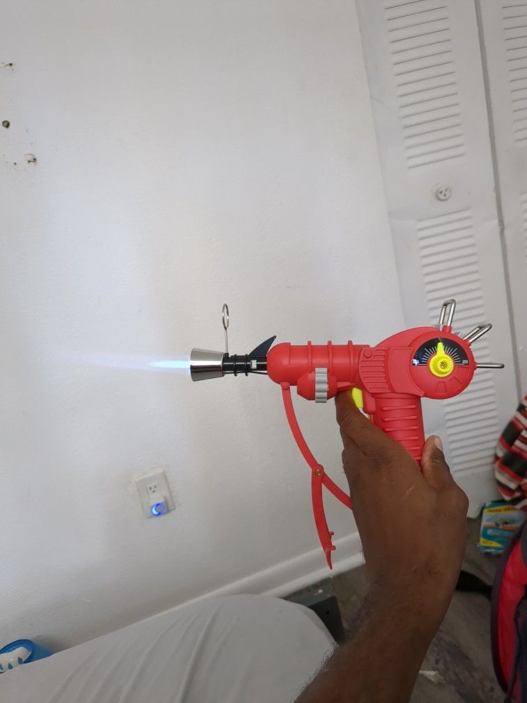 Call Of Duty Ray Gun Torch Lighter 