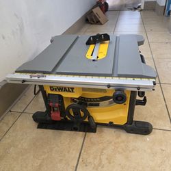 Dewalt Table Saw 8-1/4 