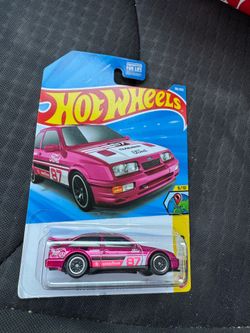 Hotwheels 87 Ford Sierra Cosworth