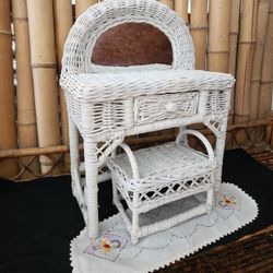 Petite Wicker Vanity & Bench