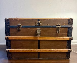 Antique Early 1900s Steamer Trunk – Wood & Metal Travel Chest