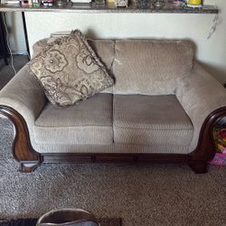 Couches With Coffee Table 