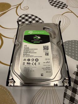 Seagate BarraCuda 2TB, SATA III, 3.5" Internal Hard Drive (ST2000DM006)